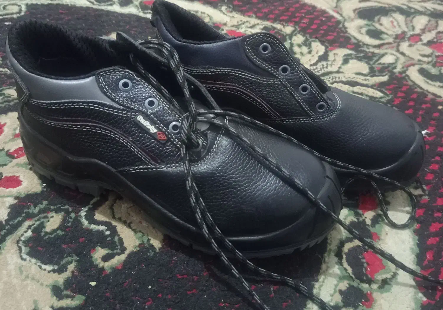 کفش مردانه|کیف، کفش، کمربند|بم, |دیوار