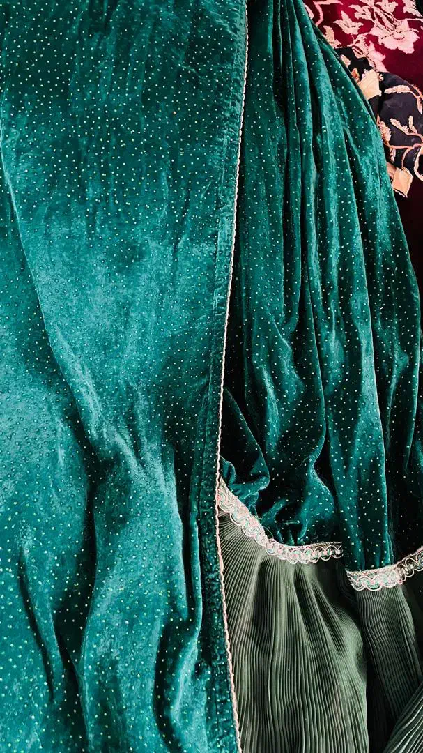 لباس محلی|لباس|یاسوج, |دیوار