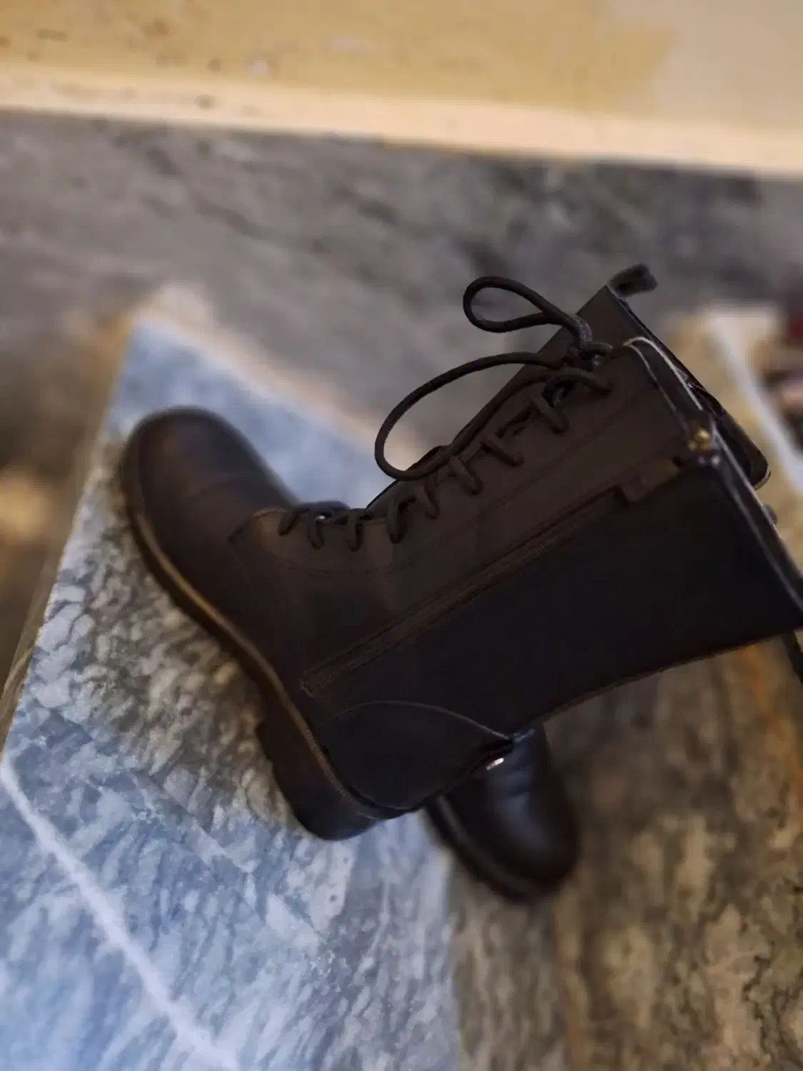 بوت مشکی|کیف، کفش، کمربند|خرم‌آباد, |دیوار