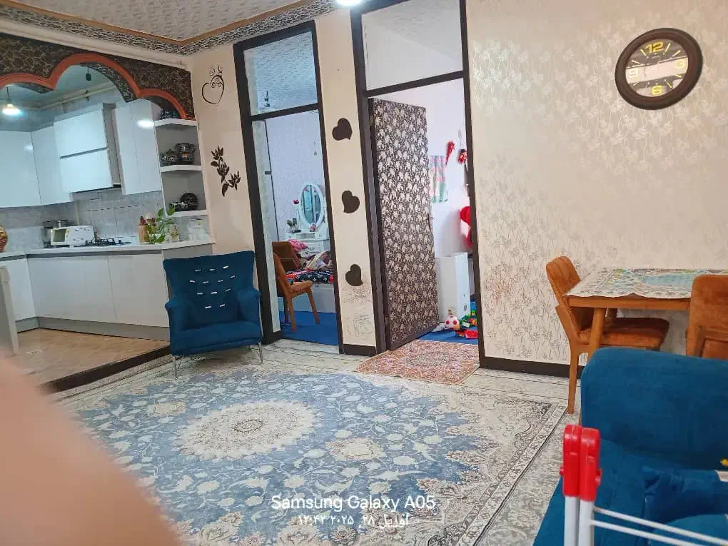 آپارتمان ۴واحدی طبقه بالا ۷۰۰میلیون وام دار|فروش آپارتمان|اهواز, پردیس دو|دیوار