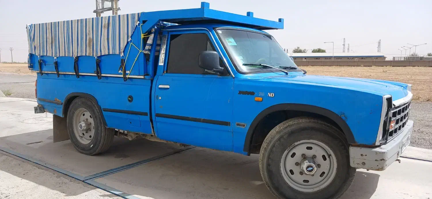 نیسان مدل ۸۲|خودرو سواری و وانت|دهگلان, |دیوار