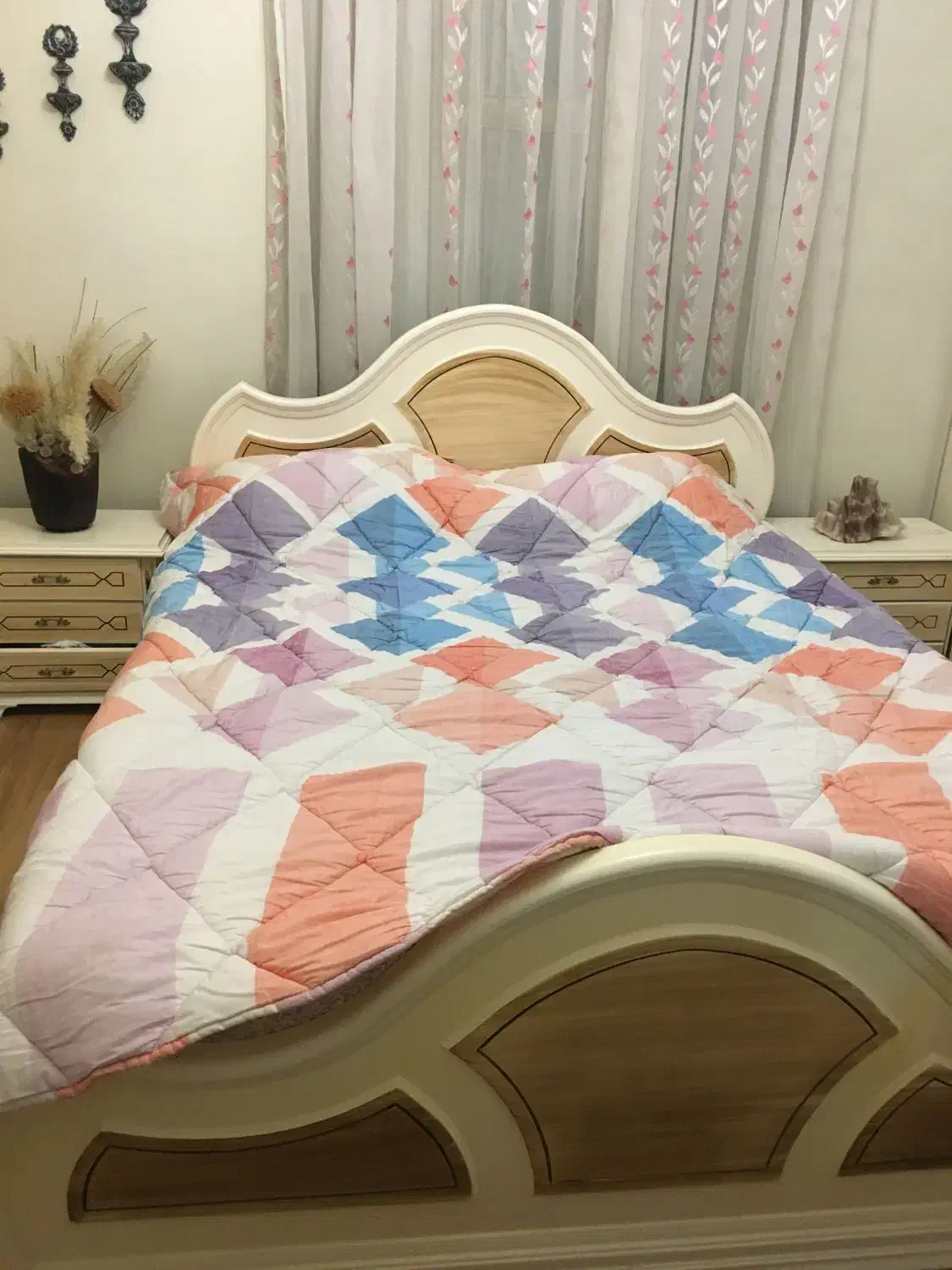 تخت دو نفره چوبی|تخت و سرویس خواب|زنجان, |دیوار