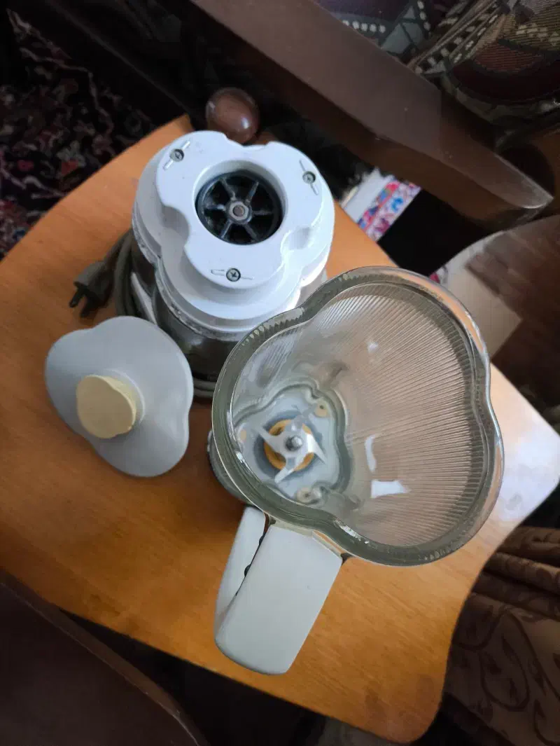 مخلوط کن برقی، برق ۱۱۰|آبمیوه‌گیر و آب‌مرکبات‌گیر|تهران, زعفرانیه|دیوار