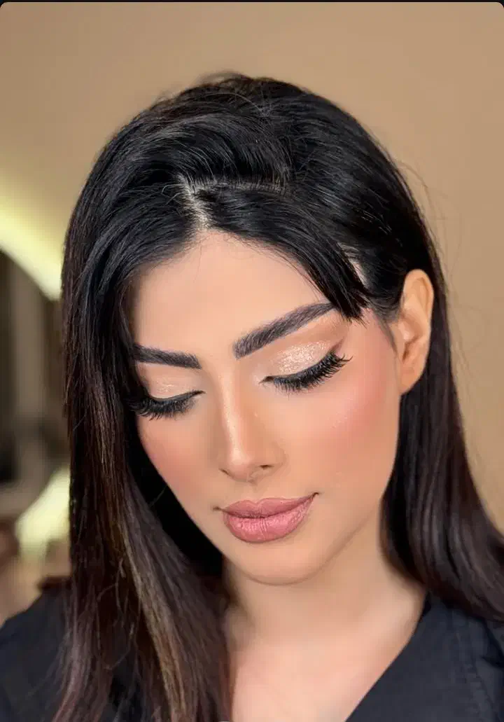 تخفیف ویژه میکاپ و شنیون|خدمات آرایشگری و زیبایی|سبزوار, پاسداران|دیوار