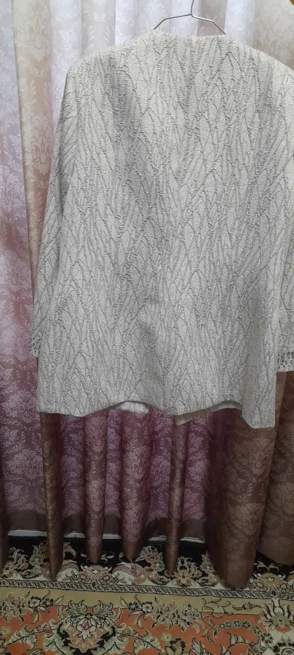 کت مجلسی|لباس|طرقبه, |دیوار