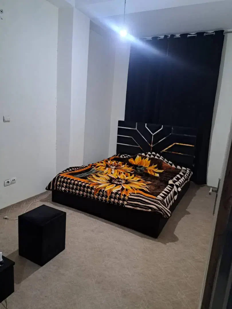 برخیابان اطلس سه نبش دوخوابه ۶۵مترمارلیک قلی پور|فروش آپارتمان|ملارد, |دیوار