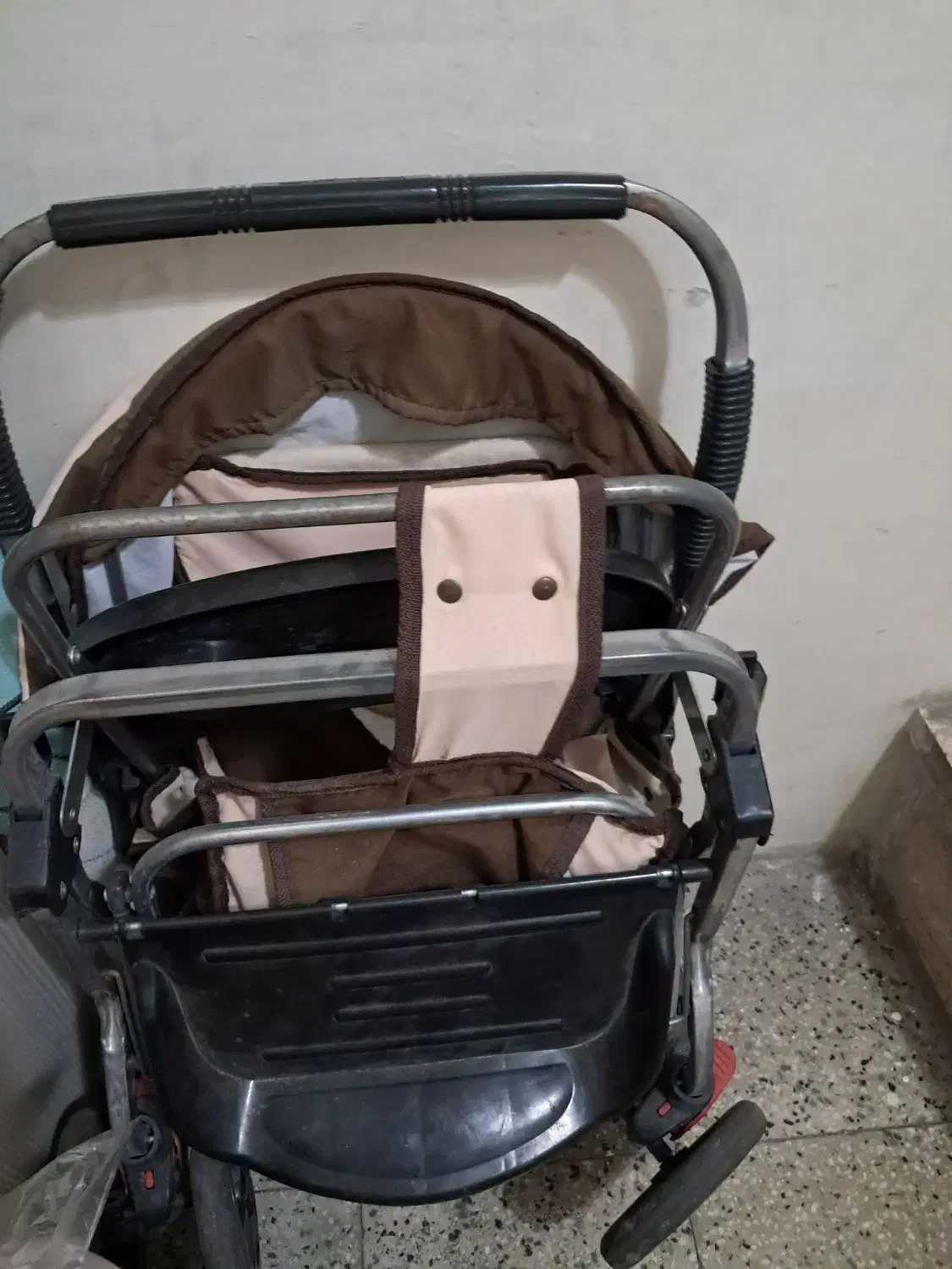 کالسکه کرم قهوه ای|کالسکه و لوازم جانبی|تهران, شمیراننو|دیوار