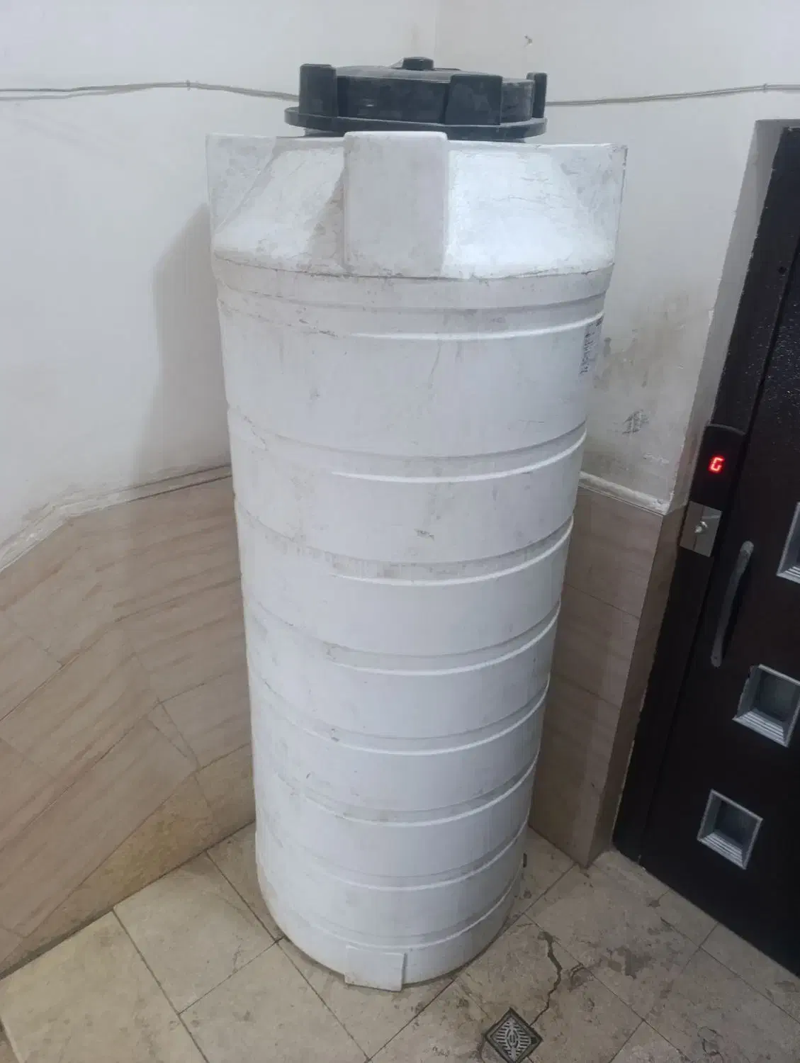 تانکر اب|مصالح و تجهیزات ساختمان|پاکدشت, پاکدشت (مامازند)|دیوار