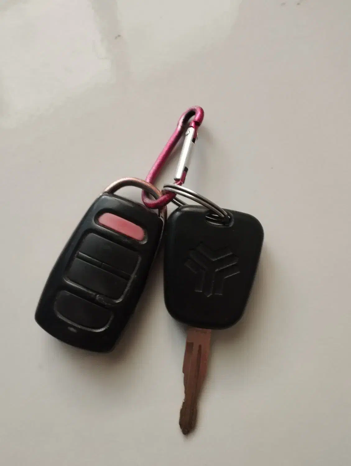 گمشده ها|اشیا|گرگان, |دیوار