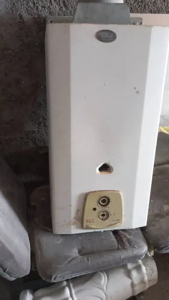 آبگرمکن گازی Lorch.. وآبگرمکن برقی آزمون سالم|آبگرمکن، پکیج، شوفاژ|حمیدیه, |دیوار