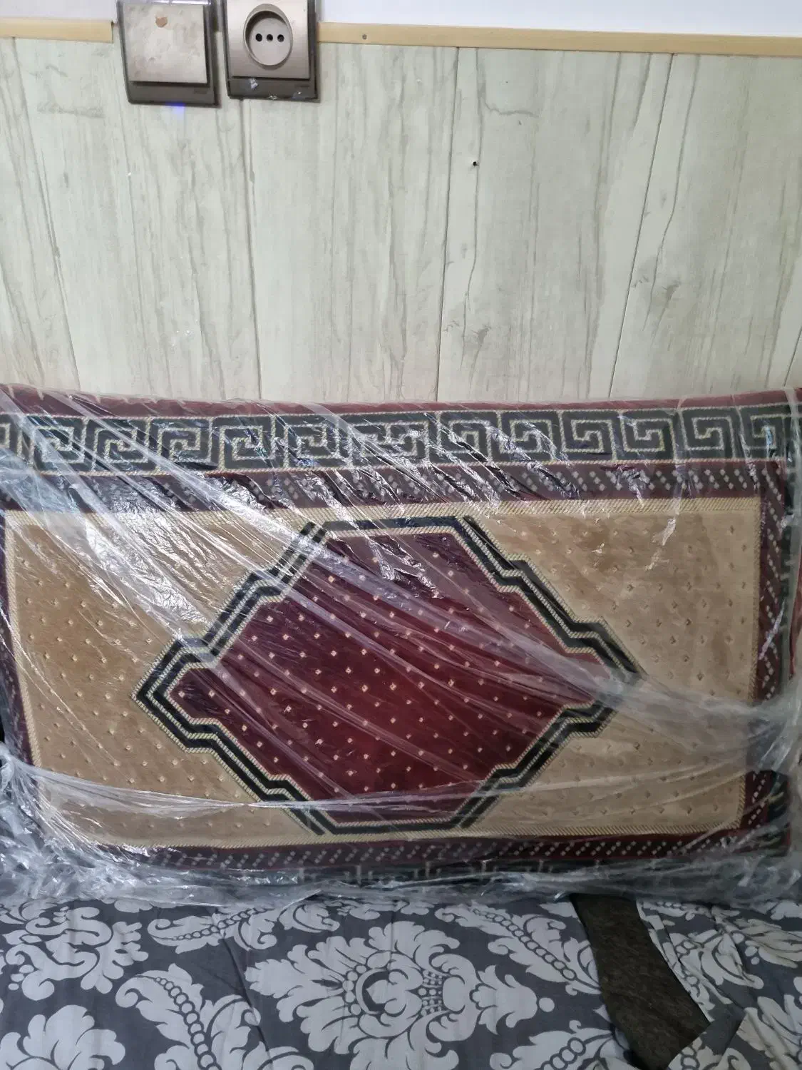 یک جفت بالشت فرشی برجسته متکا پشتی سنتی کاملا نو|پشتی|اصفهان, برازنده|دیوار