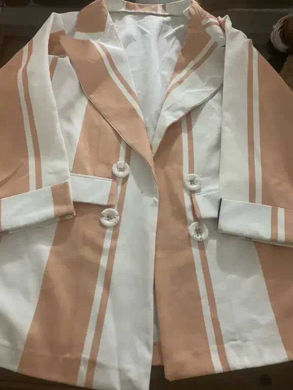 لباس|لباس|پارسآباد, |دیوار