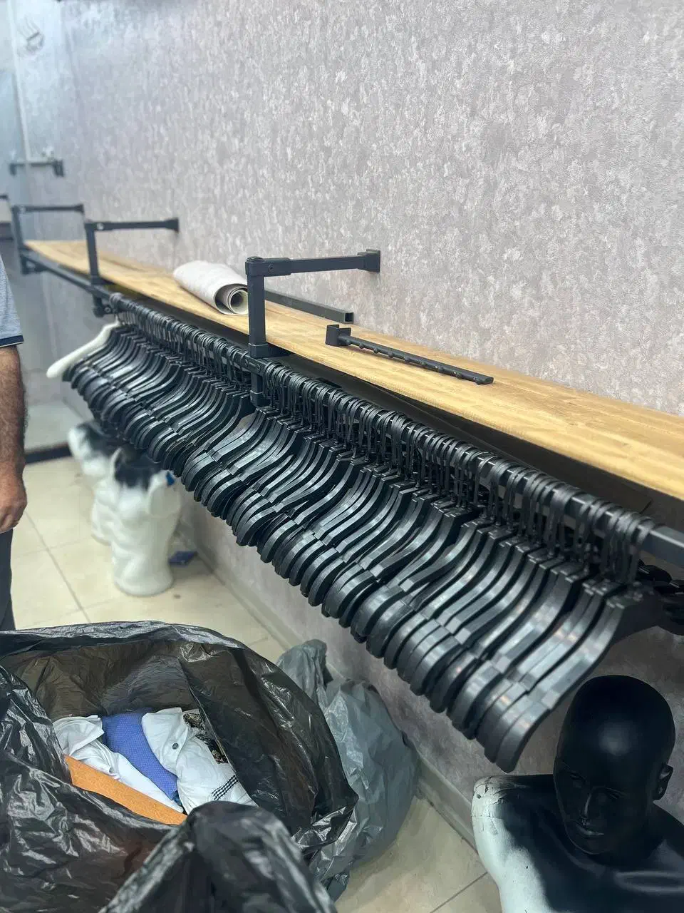 رخت آویز|بندرخت و رختآویز|مهاباد (آذربایجان غربی), |دیوار