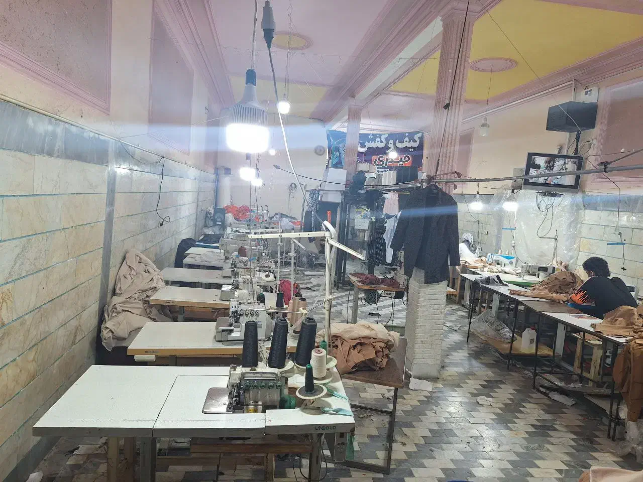 استخدام چرخکار وسط‌کار زیگزال‌دوز مادگی‌ودکمه‌زن|استخدام صنعتی، فنی، مهندسی|وحیدیه, |دیوار