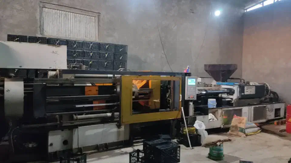 دستگاه تزریق پلاستیک ۵۵۰تن وینسورآلمان قیمت توافق|ماشینآلات صنعتی|خرمدشت, |دیوار