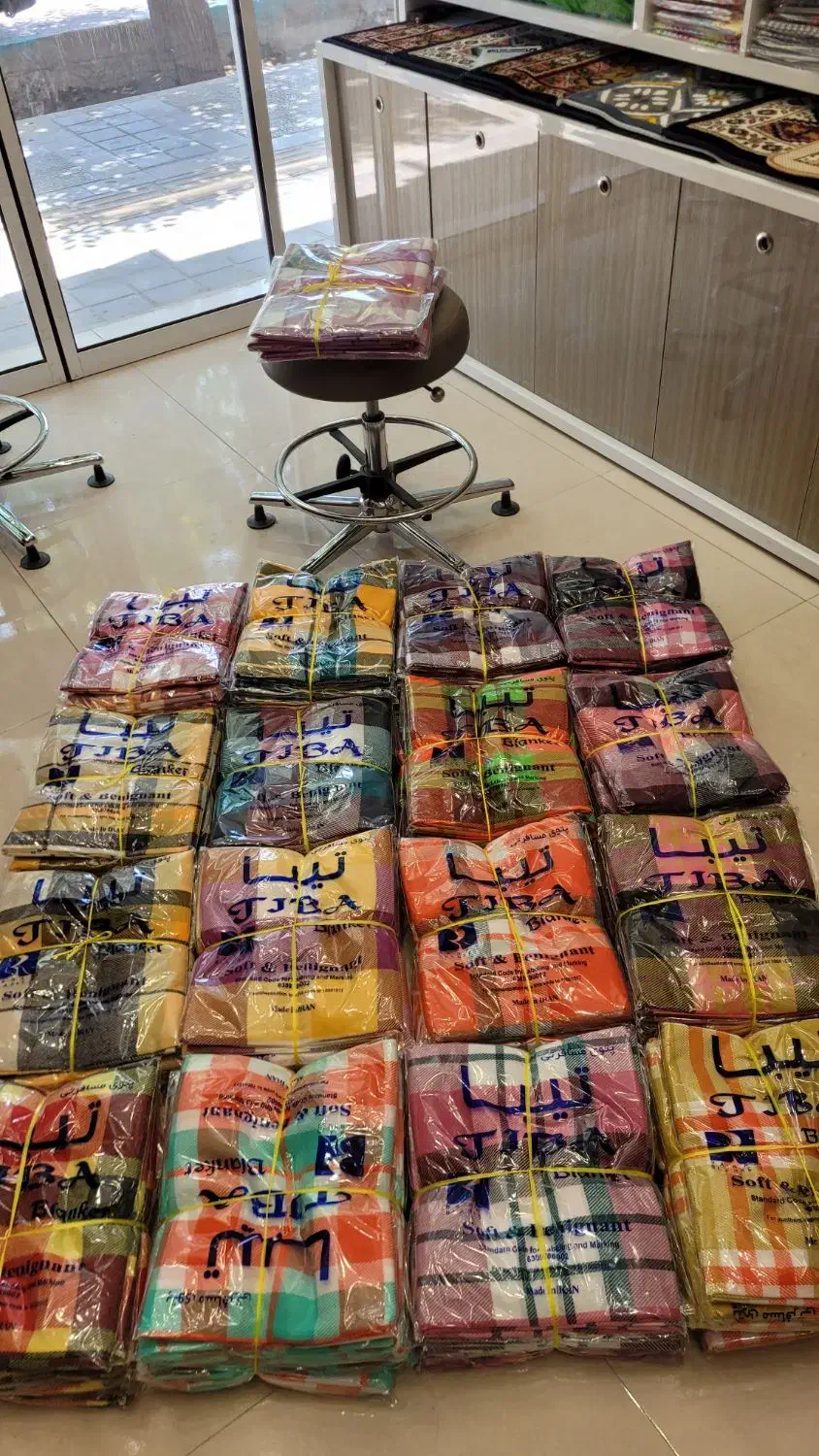 پتو مسافرتی اقتصادی|رختخواب، بالش، پتو|یزد, |دیوار