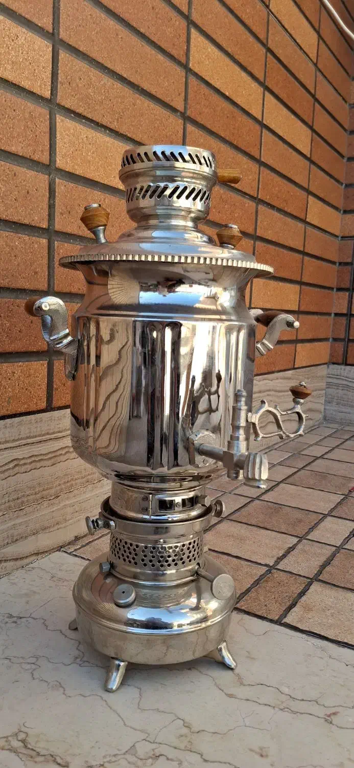 سماور نفتی جنس استیل اصل قدیمی|سماور، چای‌ساز، قهوه‌ساز|مبارکه, |دیوار