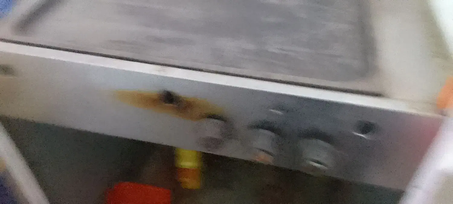 یک عددفرساندویچی کوچک درحدنوبه فروش میرسد|کافی‌شاپ و رستوران|جلگه رخ, |دیوار