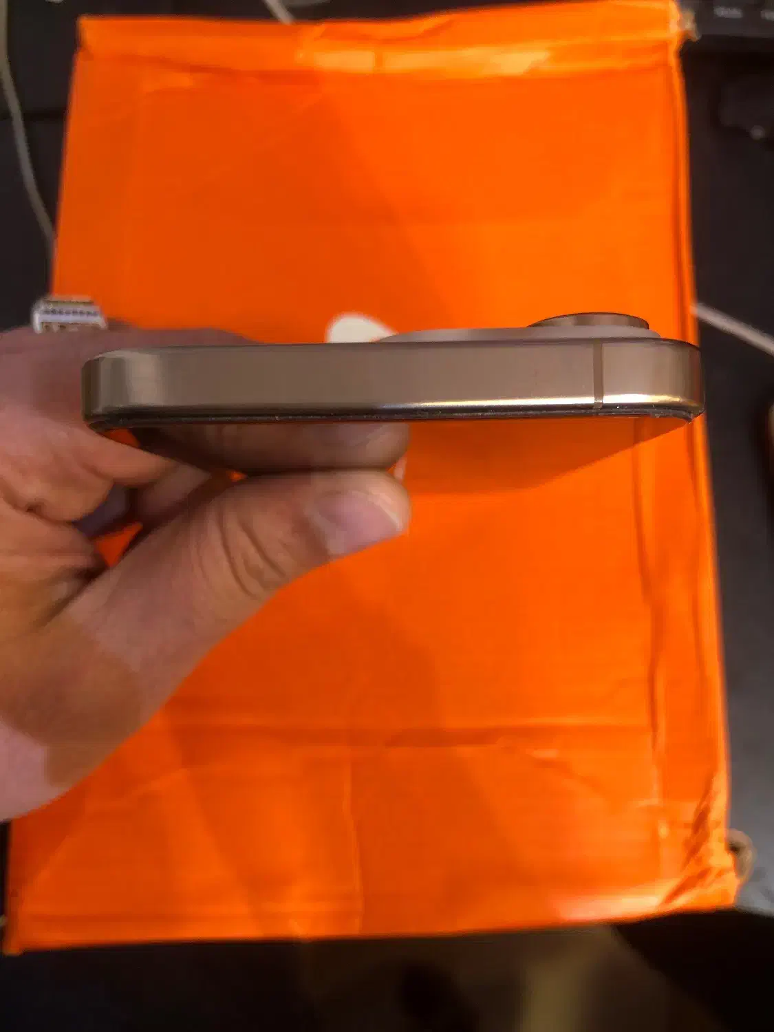 ایفن ۱۶ پرومکس دیزرت ۲۵۶ گیگ۲سیمzaa|موبایل|کاشان, امیرکبیر|دیوار