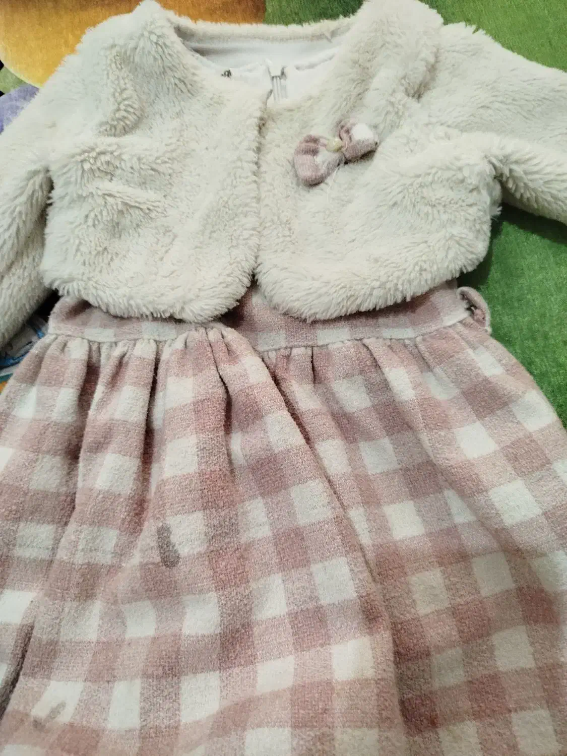 لباس کودک|کفش و لباس بچه|شبستر, |دیوار