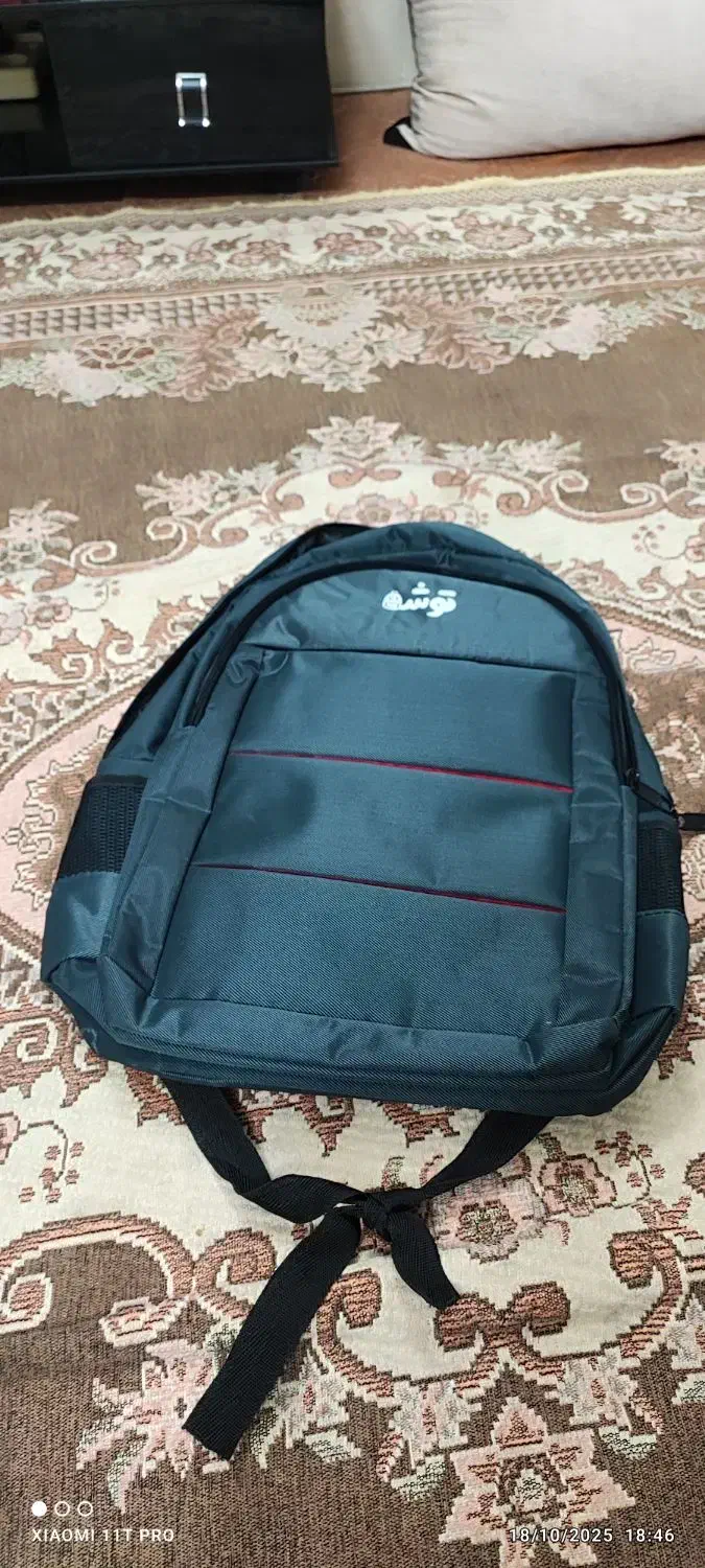 کوله مدرسه|کیف، کفش، کمربند|قم, نیروگاه|دیوار