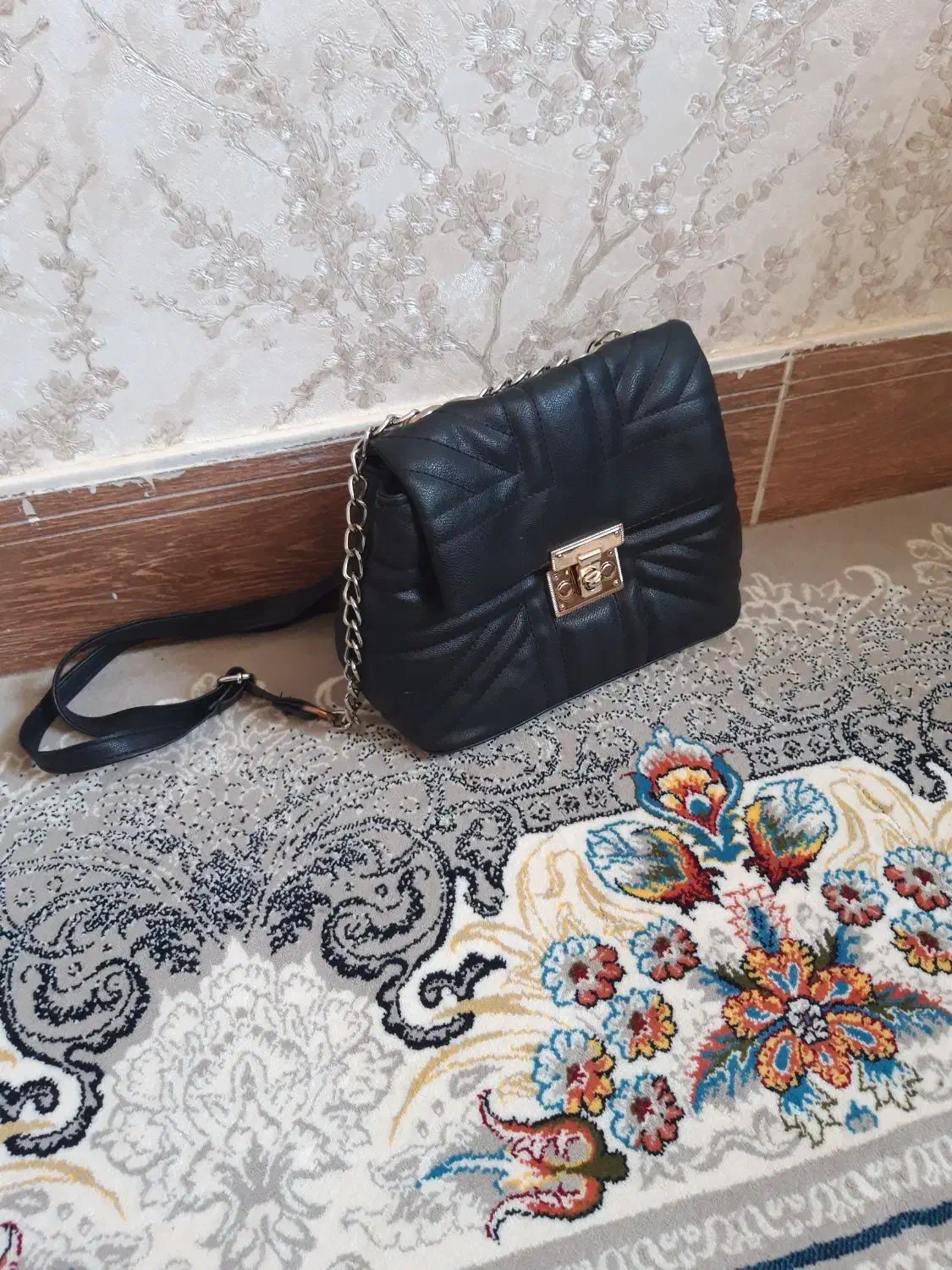 چند عدد کیف زنانه رودوشی|کیف، کفش، کمربند|اصفهان, محله سفلی|دیوار