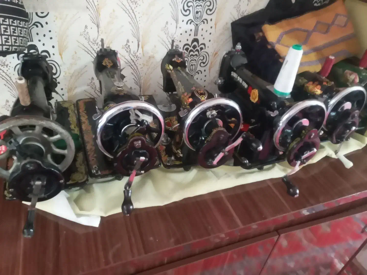 چرخ خیاطی|چرخ خیاطی و ریسندگی|سلماس, |دیوار