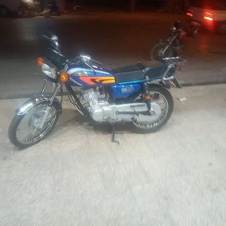 موتور ۱۲۵ خشک|موتورسیکلت|قم, علی آباد|دیوار