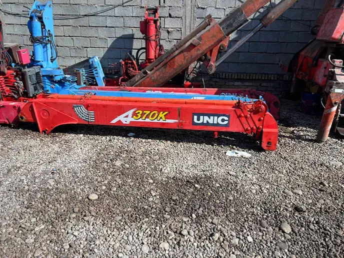 جرثقیل یونیک ۳۷۰ با مادر ۴|خودرو سنگین|شیراز, شهرک گلدشت حافظ|دیوار