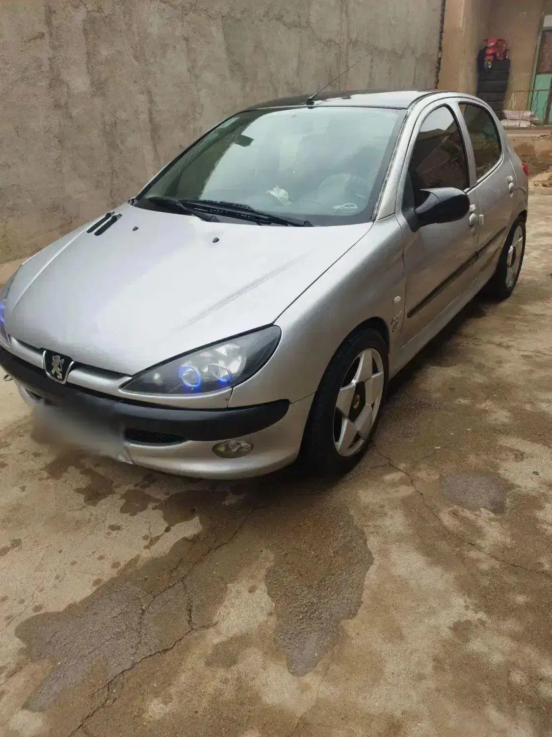 206مدل 85 لوازمی|خودرو سواری و وانت|شال, |دیوار