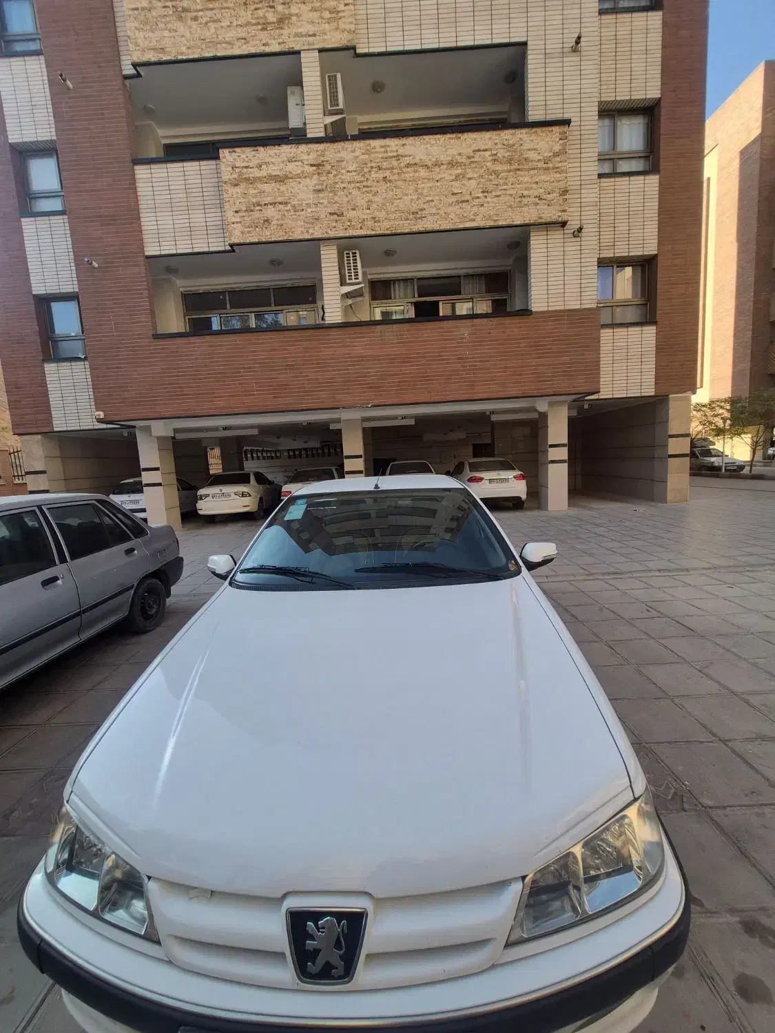 وسیله نقلیه|خودرو سواری و وانت|خمینیشهر, |دیوار