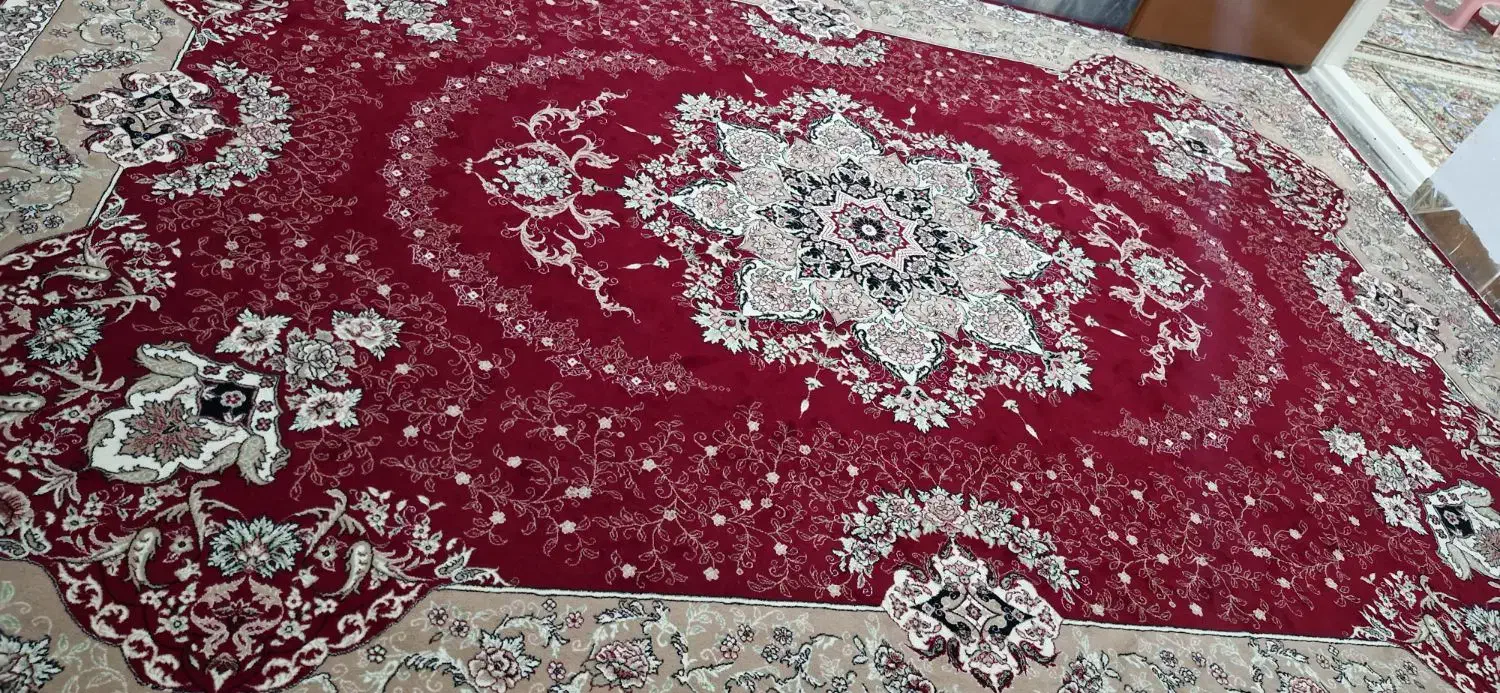 فرش ۱۲متری بویین زهرا|فرش|بوئین زهرا, |دیوار