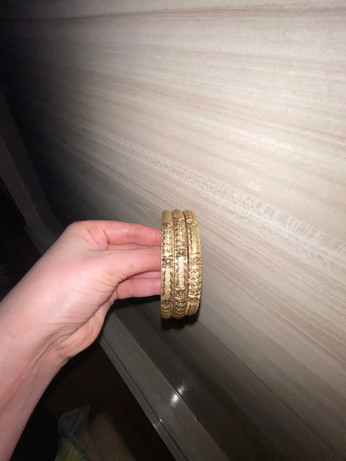 النگو|بدلیجات|تربت‌حیدریه, حسنی بالا|دیوار