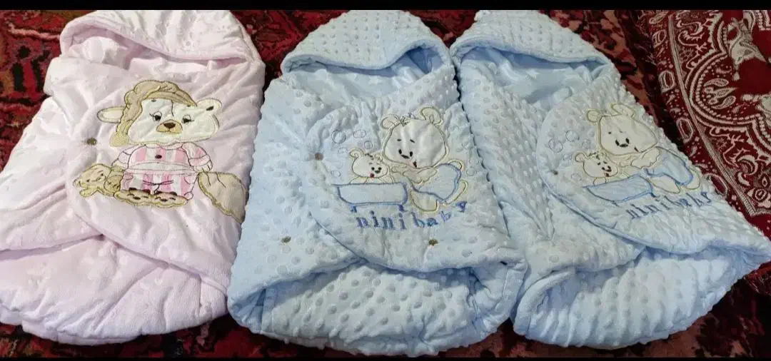 سه عدد آغوشی نو نوزاد|اسباب و اثاث بچه|تبریز, |دیوار