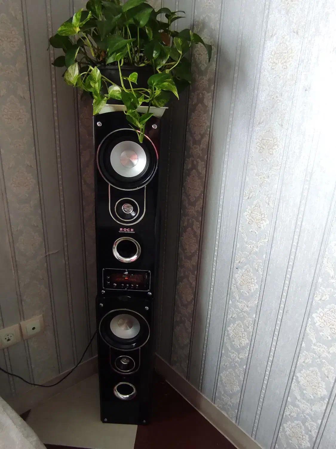 اسپیکر|سیستم صوتی خانگی|اراک, |دیوار