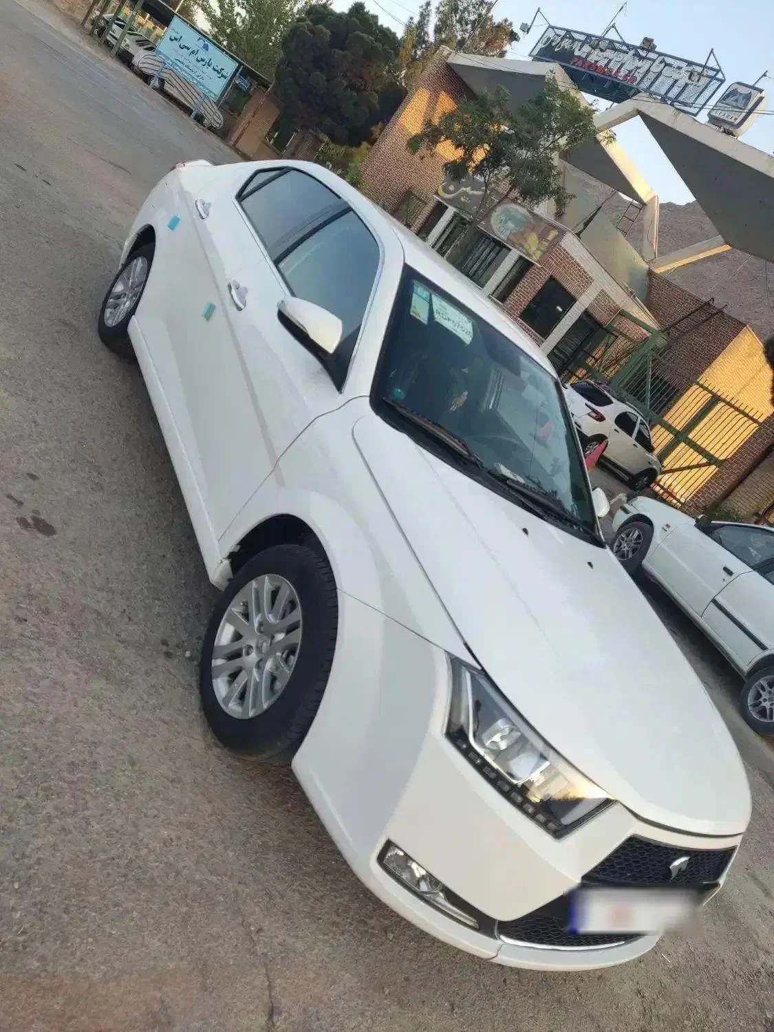 دنا پلاس ۶دنده صفر ۱۴۰۴ سفید|خودرو سواری و وانت|فولادشهر, مسکن مهر فولادشهر|دیوار