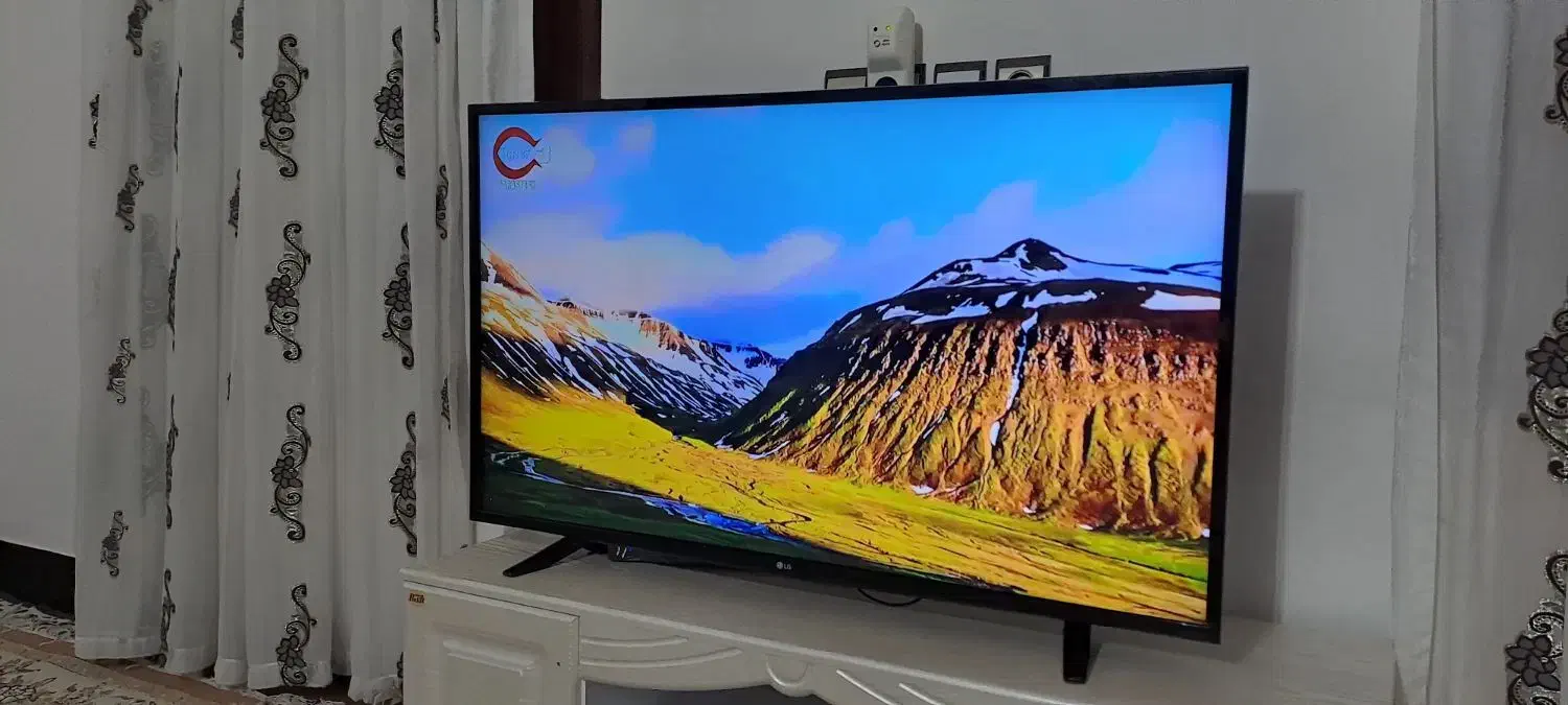 49 اینچ نو کره ای الج ی|تلویزیون و پروژکتور|لردگان, |دیوار