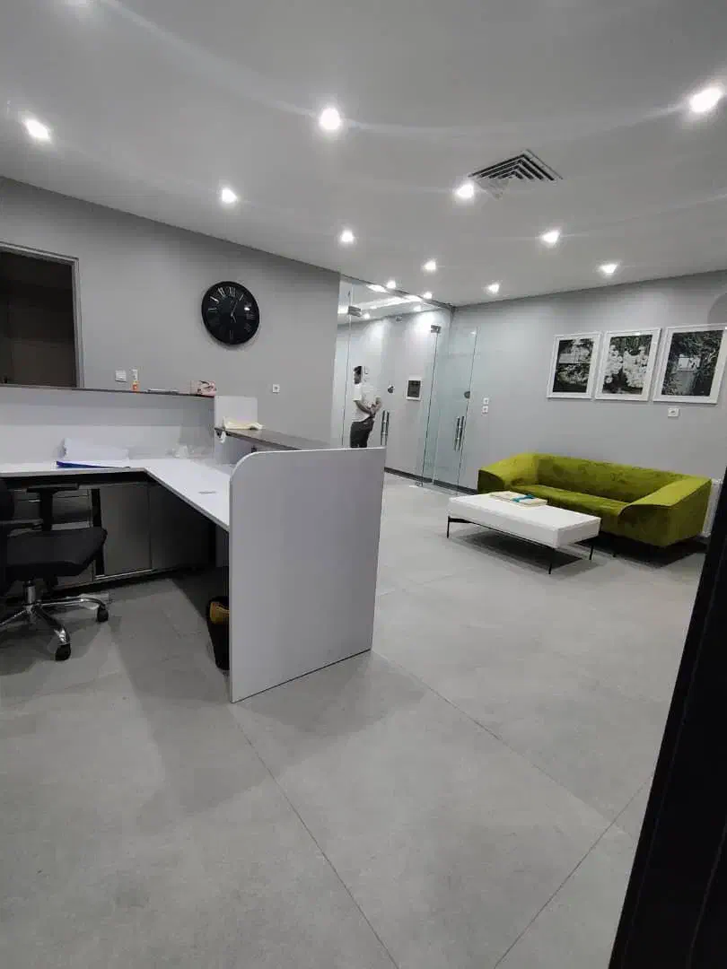 اشرفی اصفهانی موقعیت اداری۶۵۰متر فول بازسازی|اجارهٔ دفتر کار، اتاق اداری، مطب|تهران, پونک|دیوار