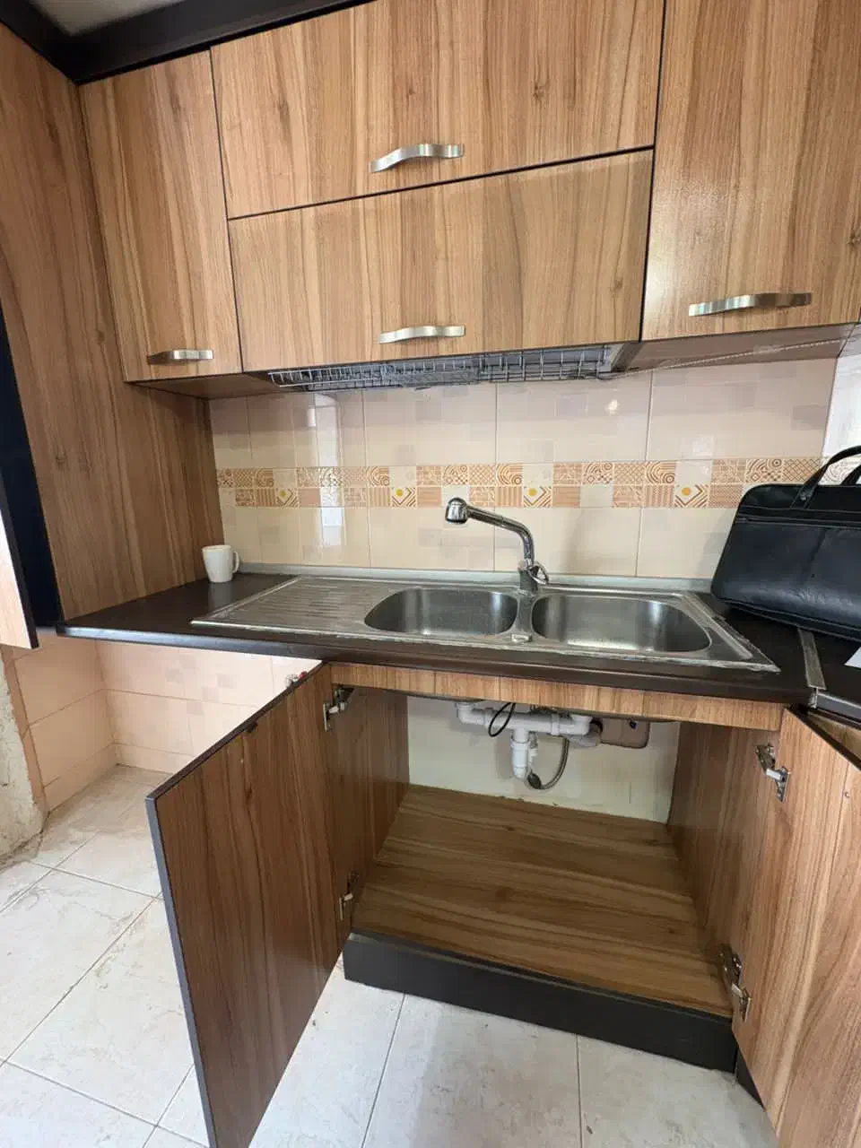 کابینت و کمد دیواری|مصالح و تجهیزات ساختمان|بومهن, |دیوار