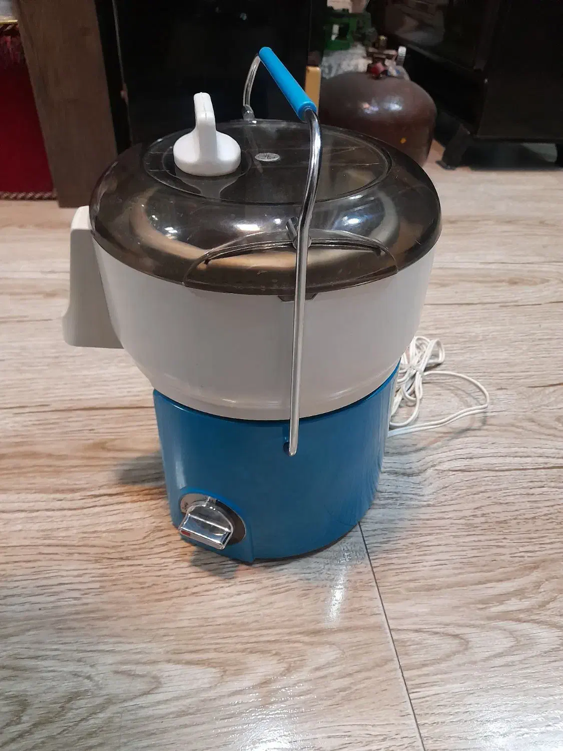 آبمیوه گیری نیکو ناسیونال سابق نو|آبمیوهگیر و آبمرکباتگیر|رشت, هلال احمر|دیوار