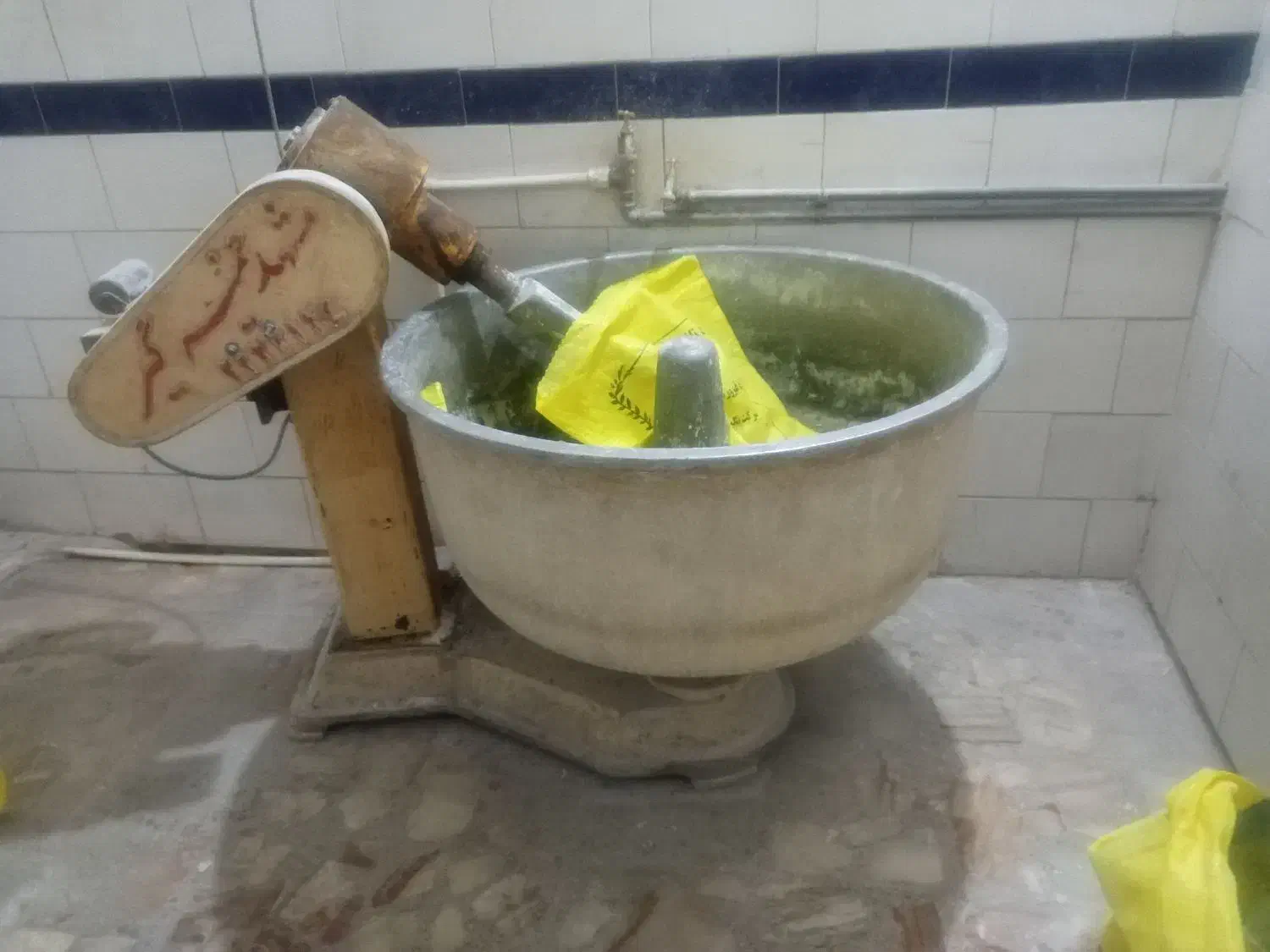 خمیر گیر|فروشگاه و مغازه|نیشابور, شهید جعفری|دیوار