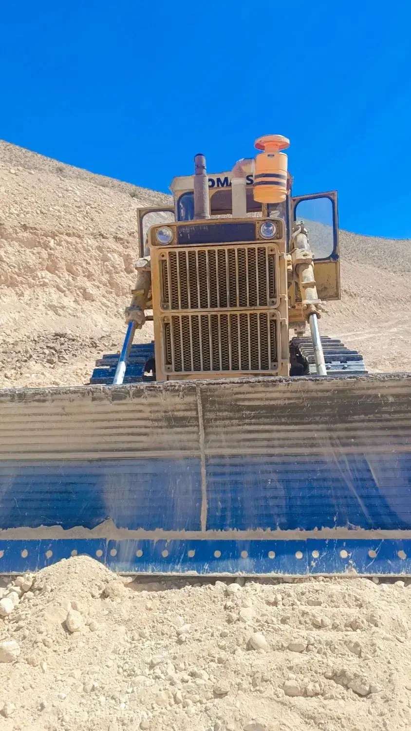 بلدوزر 85کوماتسو 29هزار|خودرو سنگین|تهران, استاد معین|دیوار