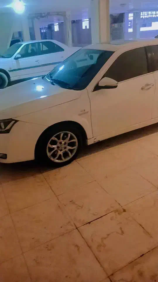 دنا پلاس اتومات|خودرو سواری و وانت|خرمآباد, |دیوار