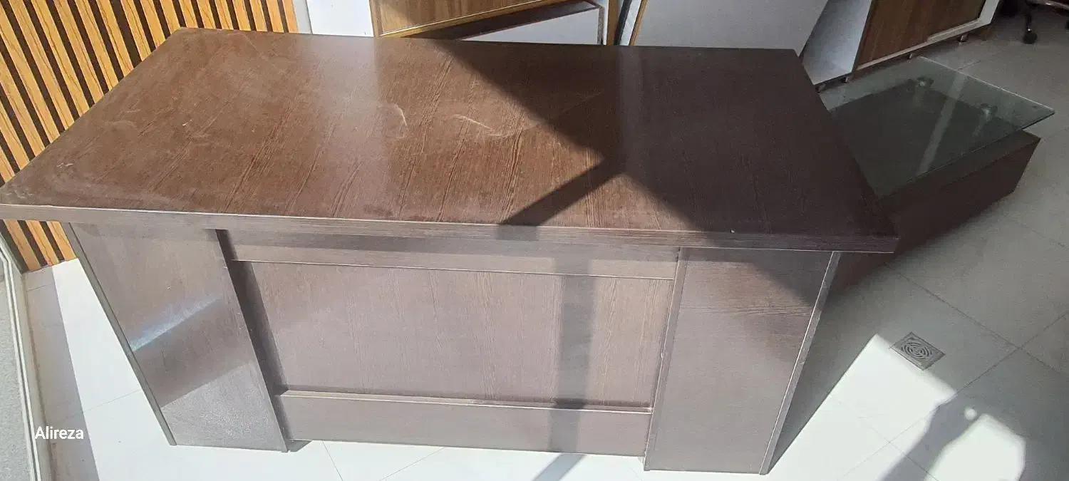 میز اداری|میز تحریر و کامپیوتر|قم, شهر قائم|دیوار