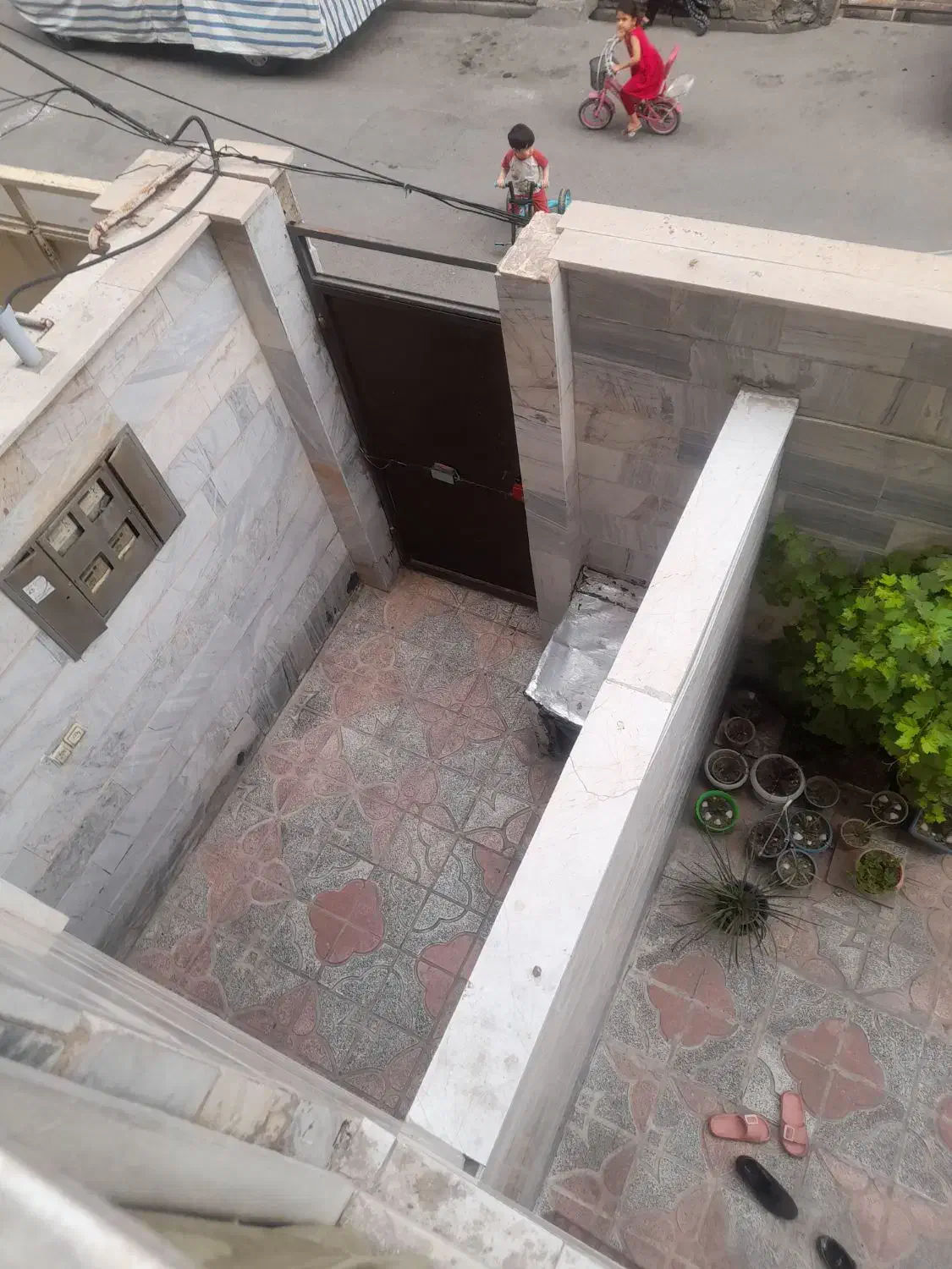 اپارتمان ۷۰ متری تک واحدی طبقه اول|فروش آپارتمان|بهارستان, |دیوار