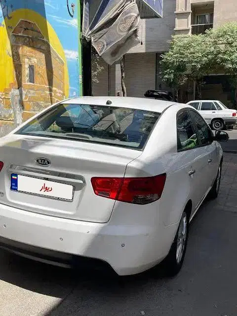 سراتو ۲۰۰۰ اپشنال ( بخونین کامل )|خودرو سواری و وانت|اصفهان, باغ زرشک|دیوار