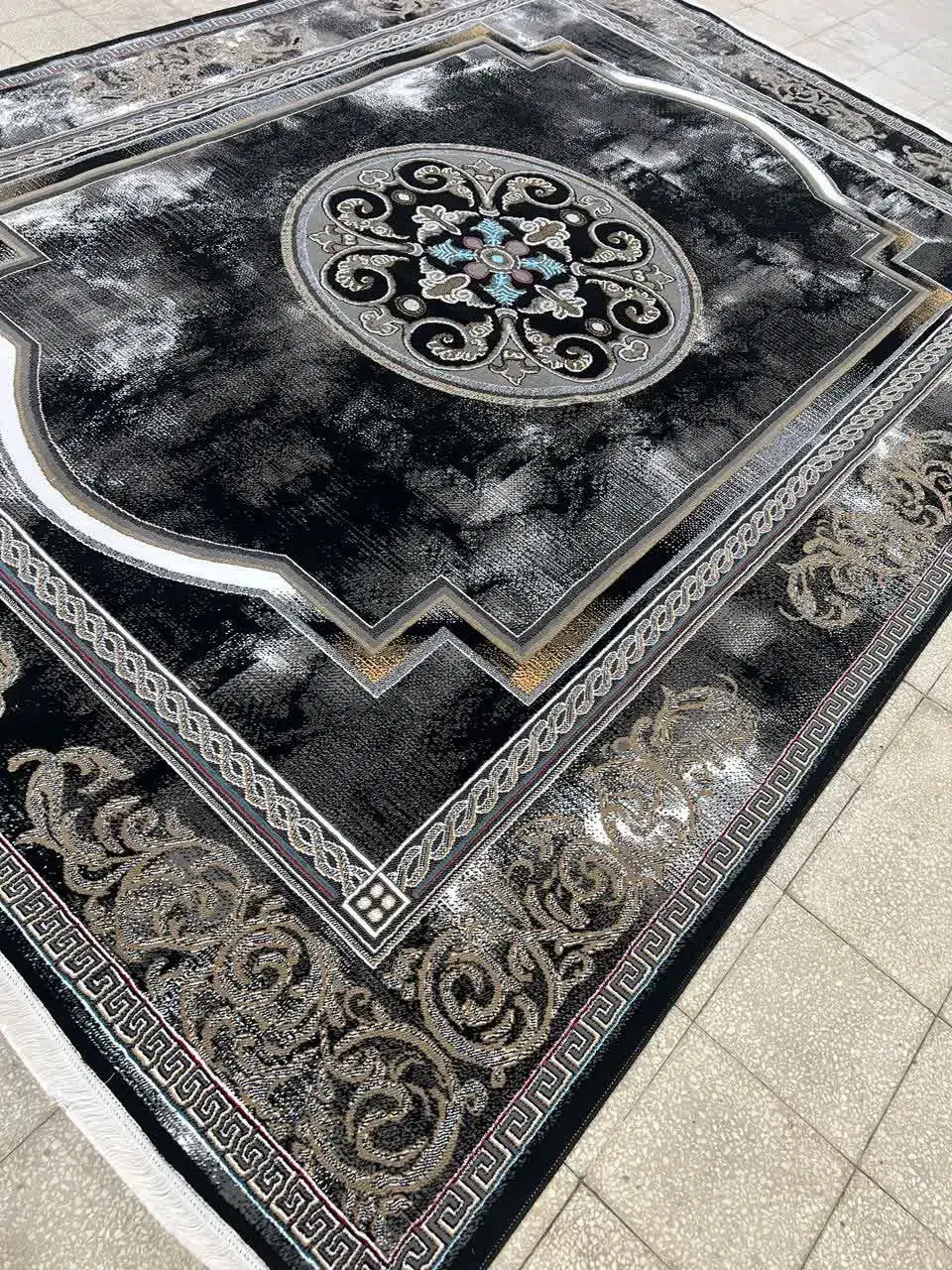 قصر فرش بابل|فرش|ساری, |دیوار