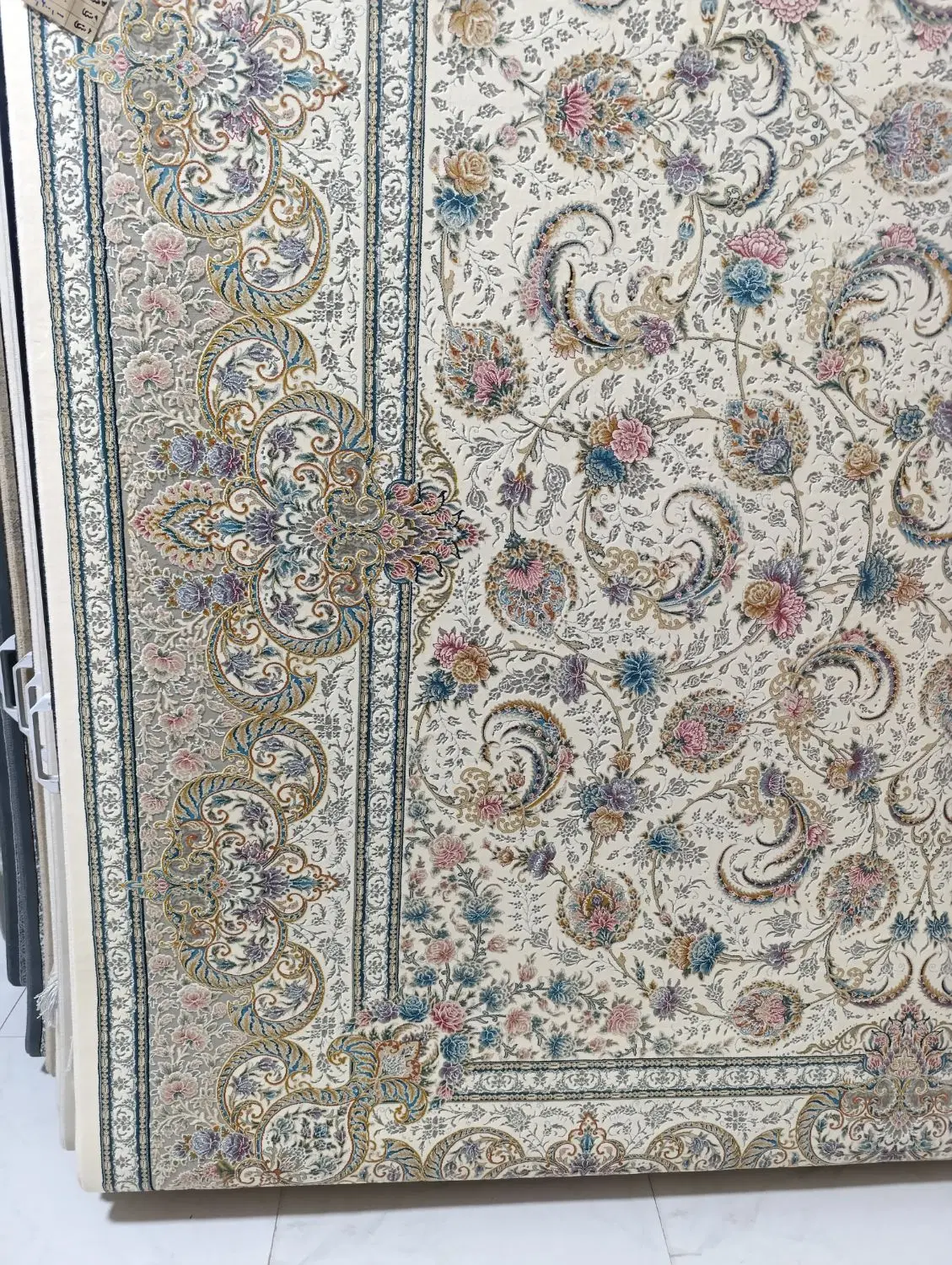 نمایندگی فرشکویر یزد/طرح عروس گل افشان|فرش|اصفهان, شهرک کاوه|دیوار