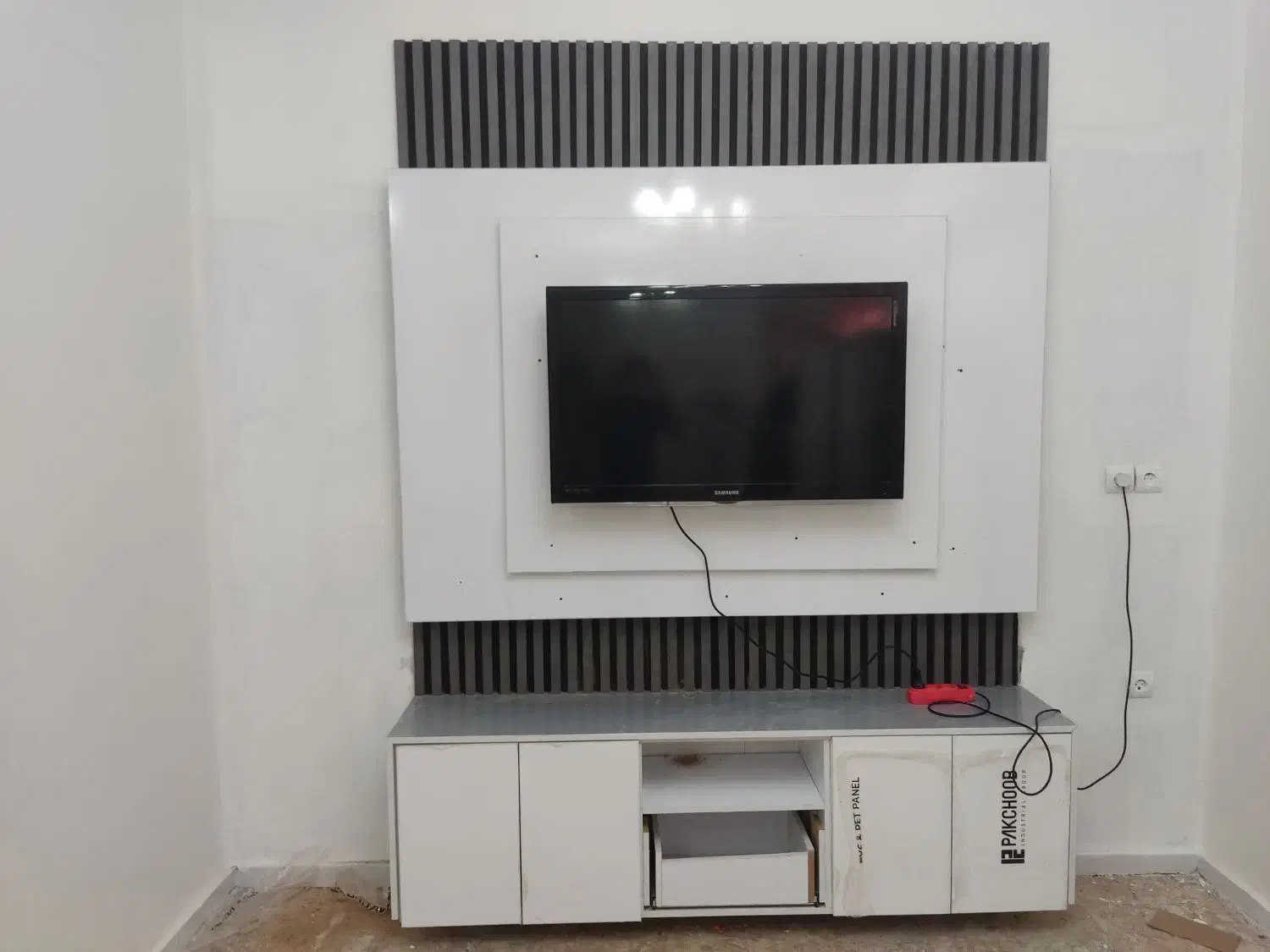 تعمیرات کمد دیواری و کابینت ریل کشو|خدمات پیشه و مهارت|اهواز, زرگان|دیوار