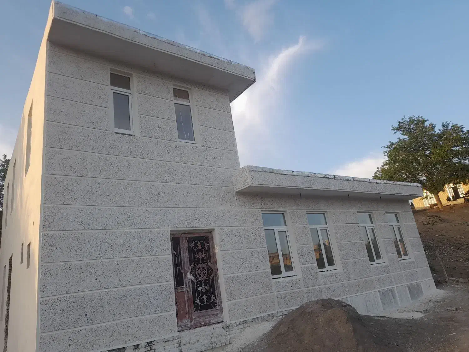 آجر چینی سفیدکاری نرمه شیب بندی سیمان کاری|خدمات پیشه و مهارت|سراب, |دیوار